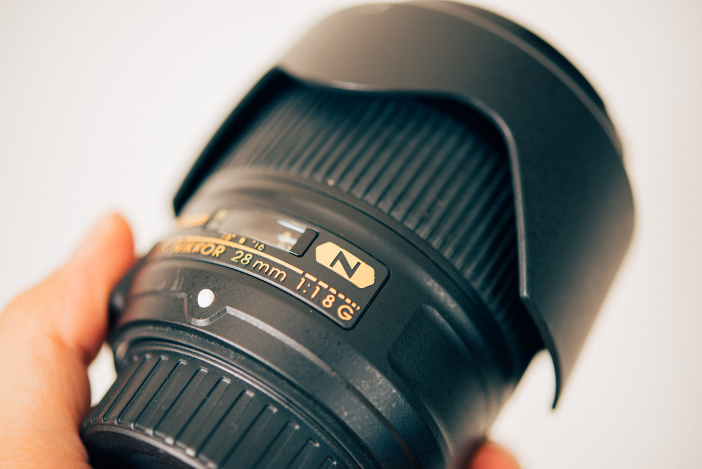 広角と標準の良さを兼ね備えるレンズ、「AF-S NIKKOR 28mm f/1.8G」をレビュー | Lens